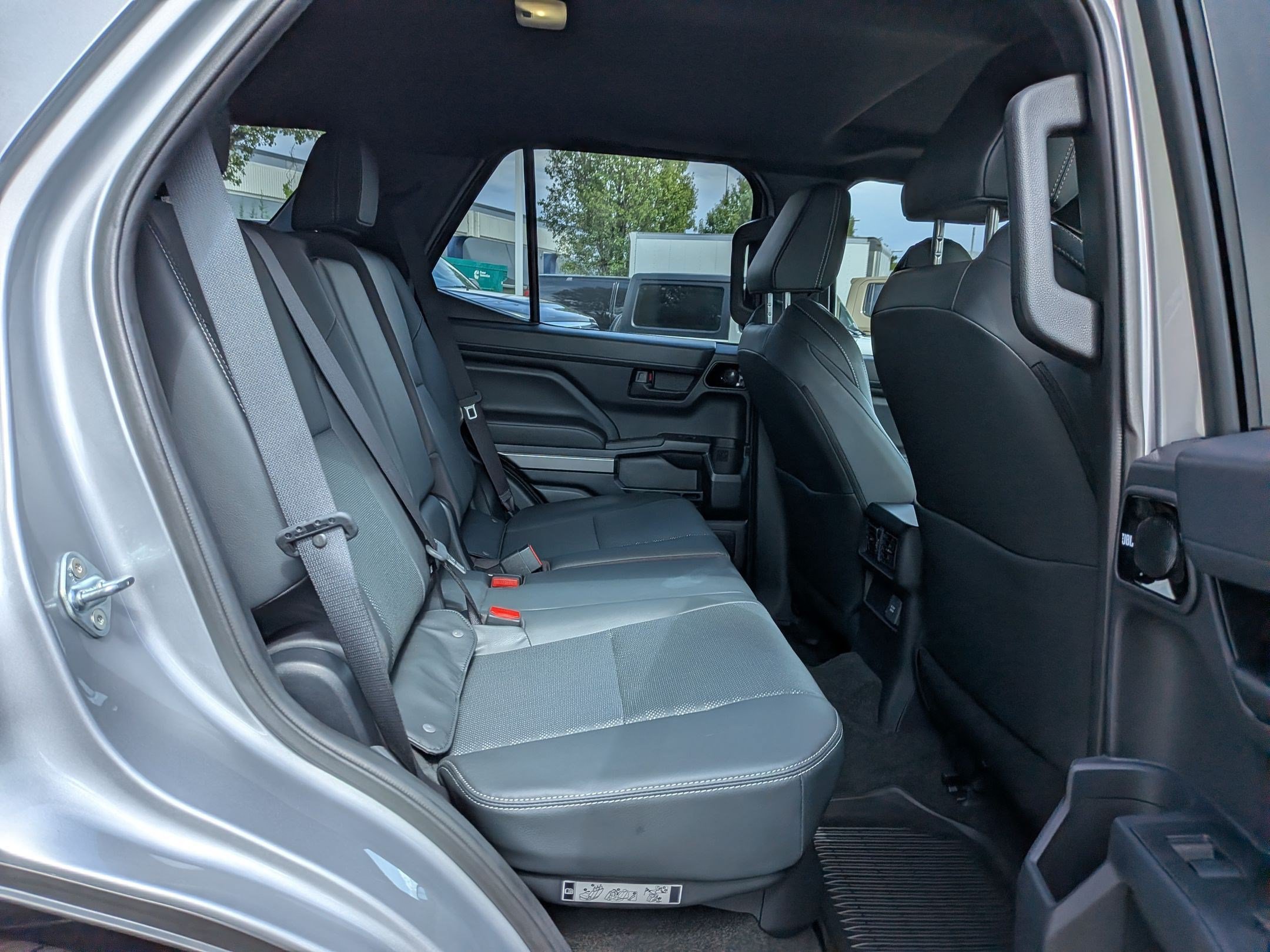 Used 2026 Toyota 4Runner TRD Off-Road Premium AWD/4WD image 29