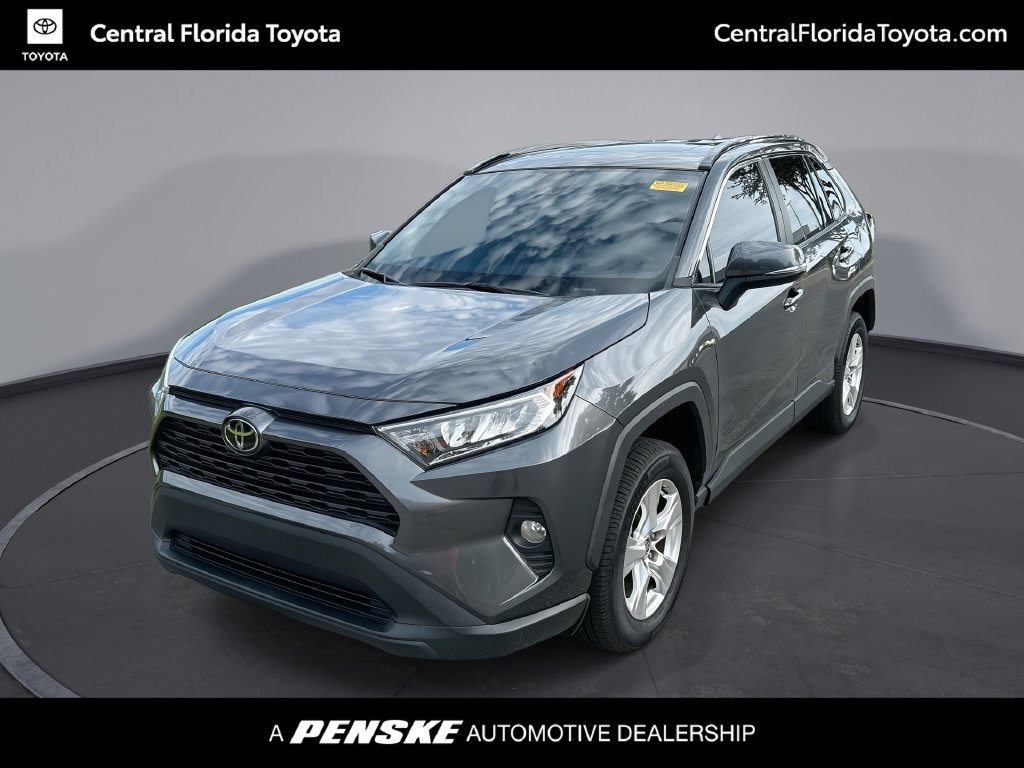 Used 2021 Toyota RAV4 XLE w/ Convenience Package FWD image 1