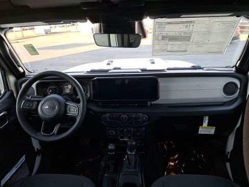 New 2026 Jeep Gladiator Sport image 18