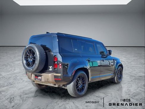 Used 2020 Land Rover Defender 110 S image 7