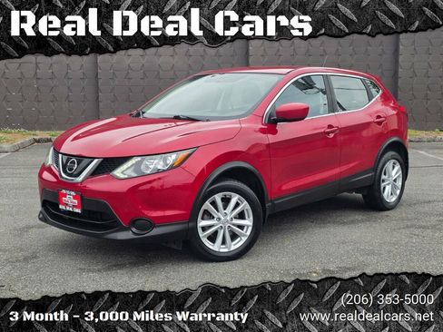 Used 2018 Nissan Rogue Sport S w/ S Appearance Package AWD/4WD image 1