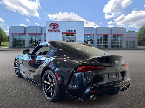 Certified 2020 Toyota Supra Premium w/ Driver Assist Package RWD image 4