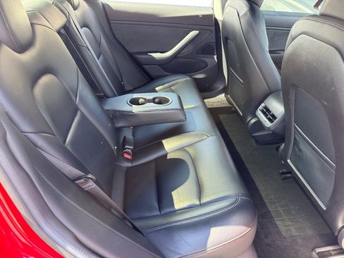 Used 2018 Tesla Model 3 image 20