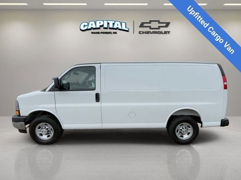 New 2025 Chevrolet Express 2500 Work Van w/ Driver Convenience Package image 2