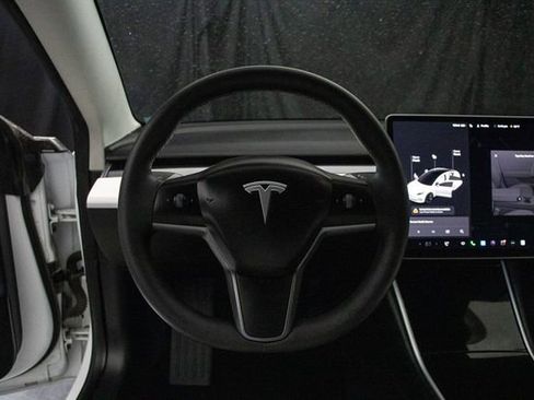 Used 2018 Tesla Model 3 Long Range image 22