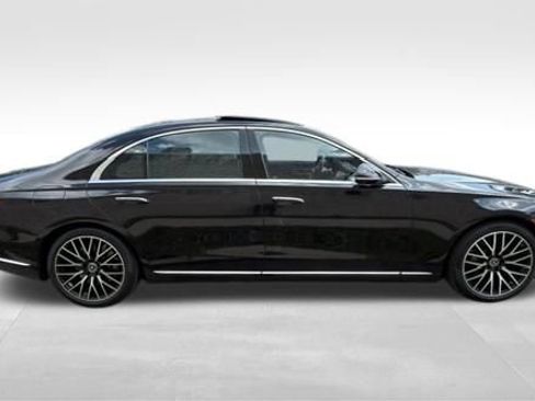 Used 2022 Mercedes-Benz S 580 4MATIC Sedan image 4
