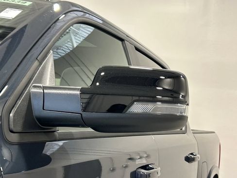 New 2026 RAM 1500 Laramie AWD/4WD image 13