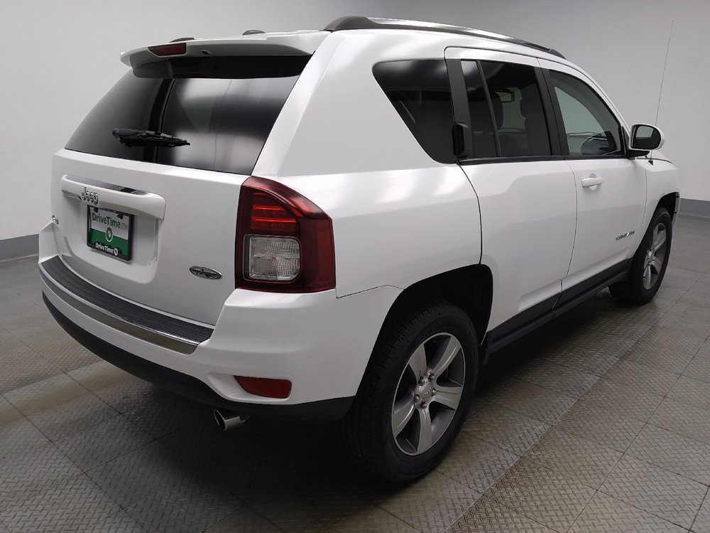 Used 2017 Jeep Compass High Altitude AWD/4WD image 9