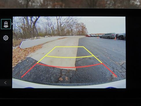 New 2026 Kia Carnival EX image 8