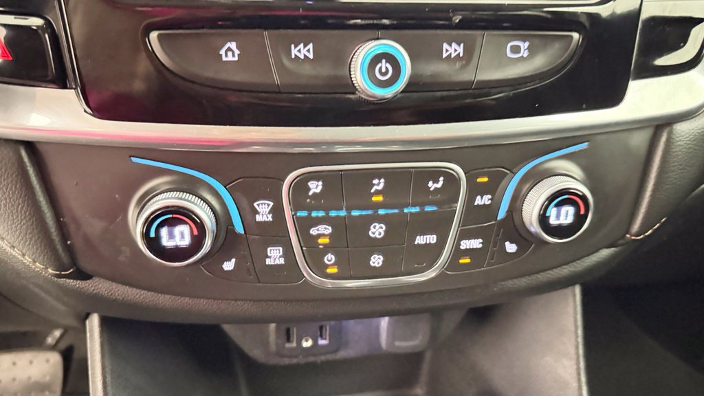 Used 2021 Chevrolet Traverse LT FWD image 8