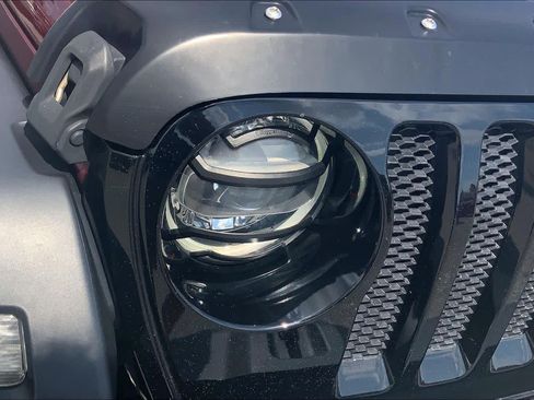 Used 2021 Jeep Wrangler Unlimited Sport AWD/4WD image 28