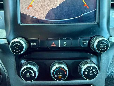 Used 2022 RAM 3500 Big Horn image 29