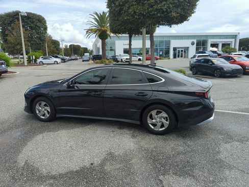 Used 2025 Hyundai Sonata SE FWD image 10
