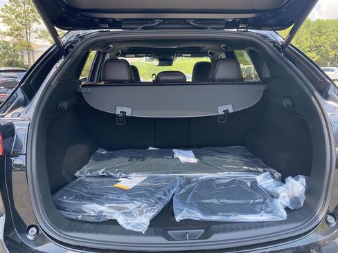 New 2025 MAZDA CX-5 Signature image 9