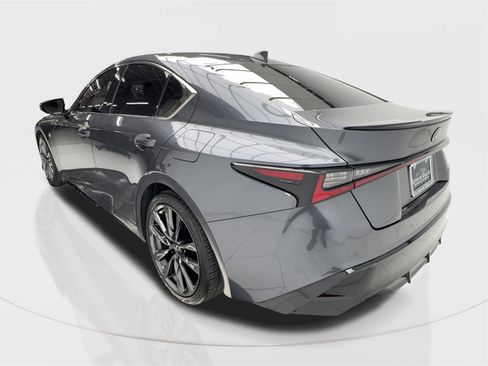 Used 2022 Lexus IS 350 F Sport image 10
