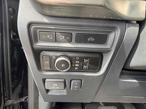 Used 2023 Ford F150 Lariat w/ Equipment Group 502A High AWD/4WD image 18