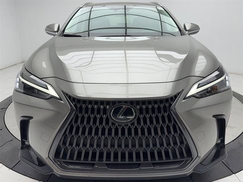 Used 2024 Lexus NX 250 250 NAV,CAM,SUNROOF,HTD STS,BL w/ Cold Area Package image 4