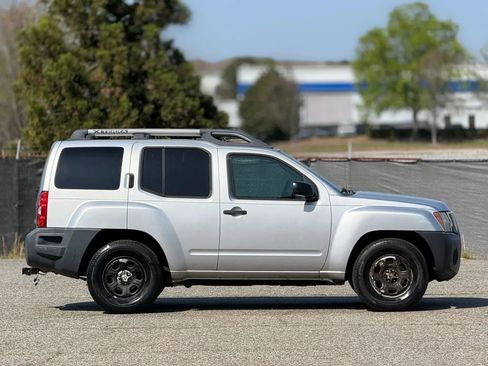 Used 2010 Nissan Xterra X image 7