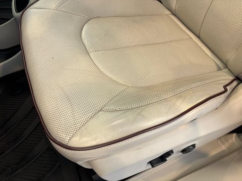 Used 2017 Chrysler Pacifica Limited FWD image 15