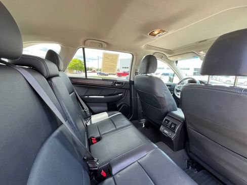 Used 2018 Subaru Outback 2.5i Limited AWD/4WD image 29