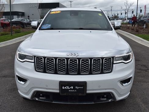 Used 2020 Jeep Grand Cherokee Overland AWD/4WD image 8