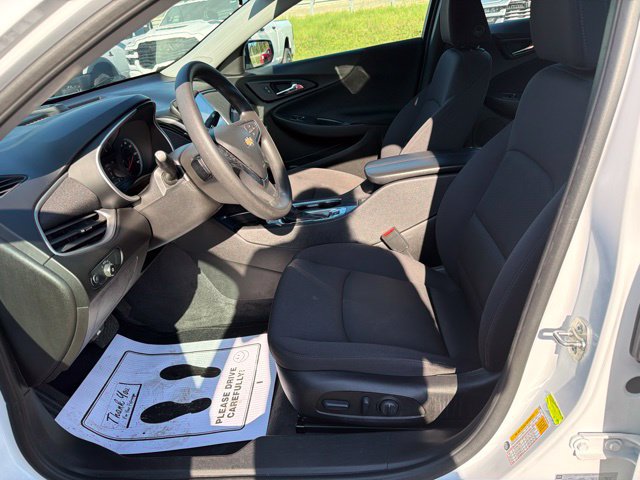 Used 2024 Chevrolet Malibu LT FWD image 17