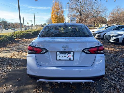 New 2025 Nissan Versa SV image 6