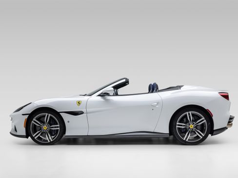 Certified 2023 Ferrari Portofino M RWD image 4