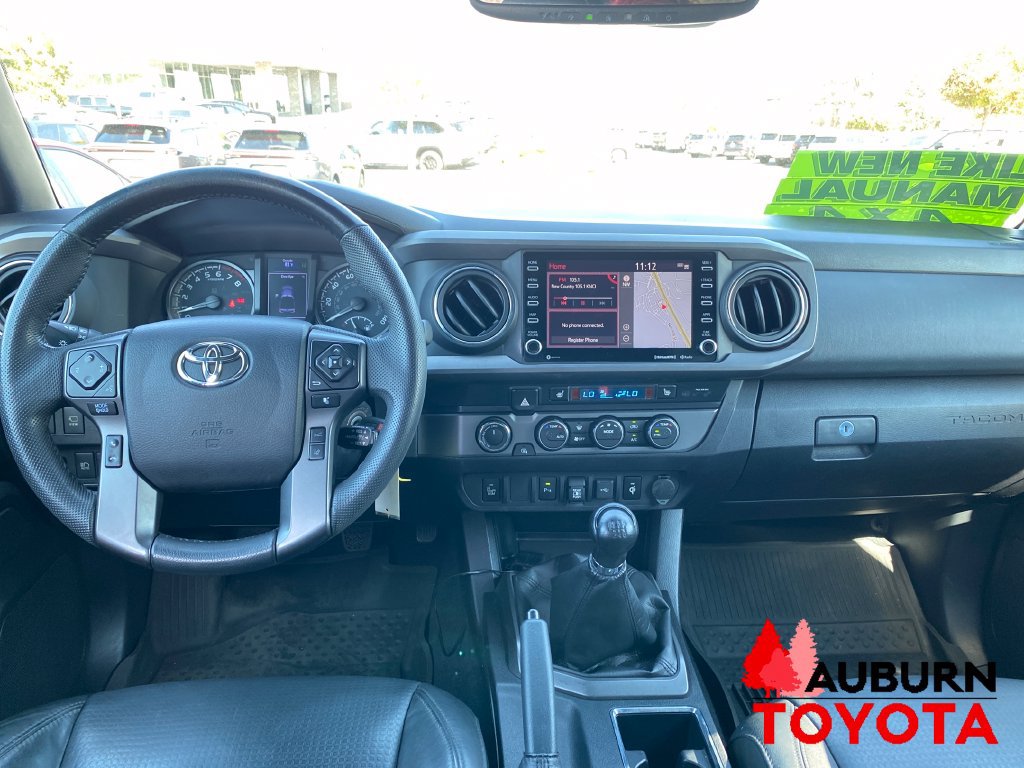 Used 2020 Toyota Tacoma TRD Sport w/ TRD Premium Sport Package AWD/4WD image 12