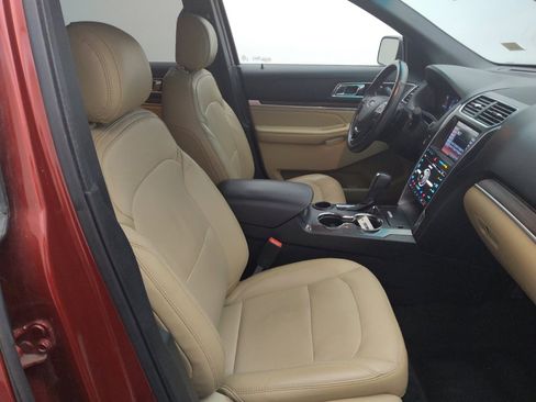 Used 2016 Ford Explorer Limited w/ Equipment Group 301A FWD image 21