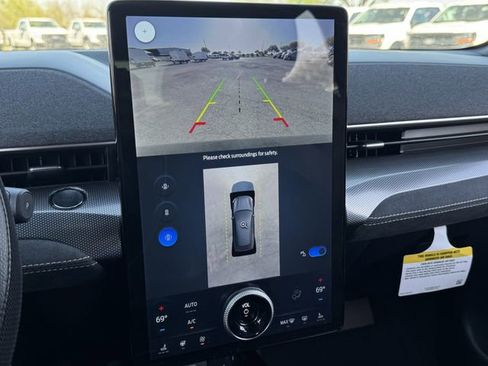 Certified 2025 Ford Mustang Mach-E GT image 16