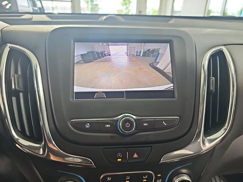 Certified 2024 Chevrolet Equinox LT FWD image 28