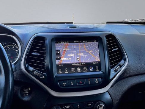 Used 2014 Jeep Cherokee Limited w/ Technology Group FWD image 10
