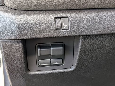 New 2026 Chevrolet Colorado ZR2 w/ Technology Package AWD/4WD image 18