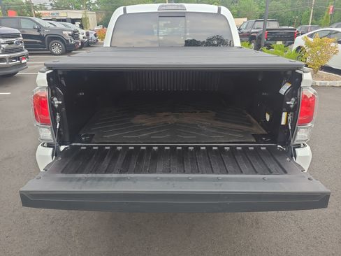 Certified 2023 Toyota Tacoma TRD Sport AWD/4WD image 29