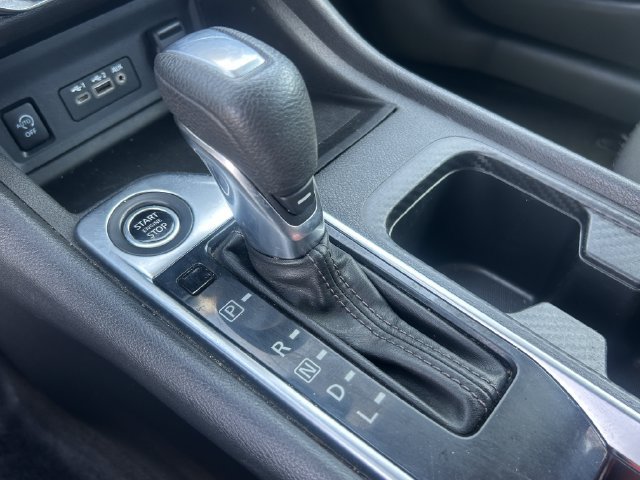 Used 2024 Nissan Sentra SV FWD image 18