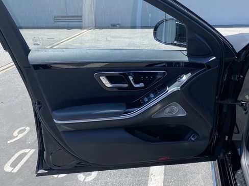 Used 2022 Mercedes-Benz S 500 4MATIC image 8