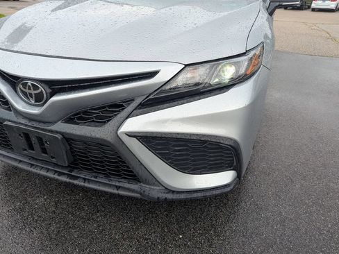 Used 2023 Toyota Camry SE w/ Cold Weather Package AWD/4WD image 11