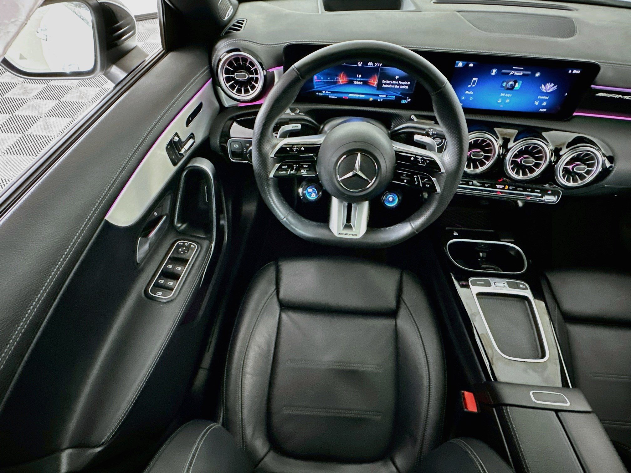 Used 2024 Mercedes-Benz CLA 35 AMG 4MATIC image 20