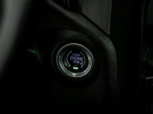 Used 2022 GMC Sierra 3500 Denali image 19