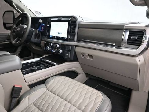 Used 2026 Ford F450 Platinum w/ Platinum Plus Package AWD/4WD image 10