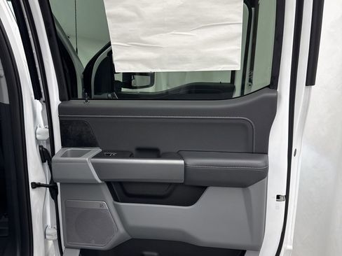 New 2026 Ford F250 XLT w/ XLT Premium Package AWD/4WD image 38