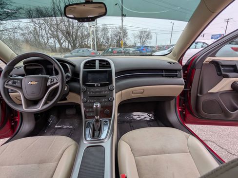 Used 2013 Chevrolet Malibu LT image 13
