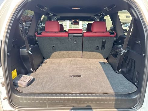 Used 2022 Lexus GX 460 Premium w/ Premium Package AWD/4WD image 15
