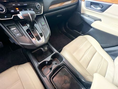 Used 2019 Honda CR-V Touring image 24