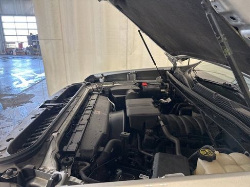 Used 2023 Chevrolet Silverado 2500 Custom image 31