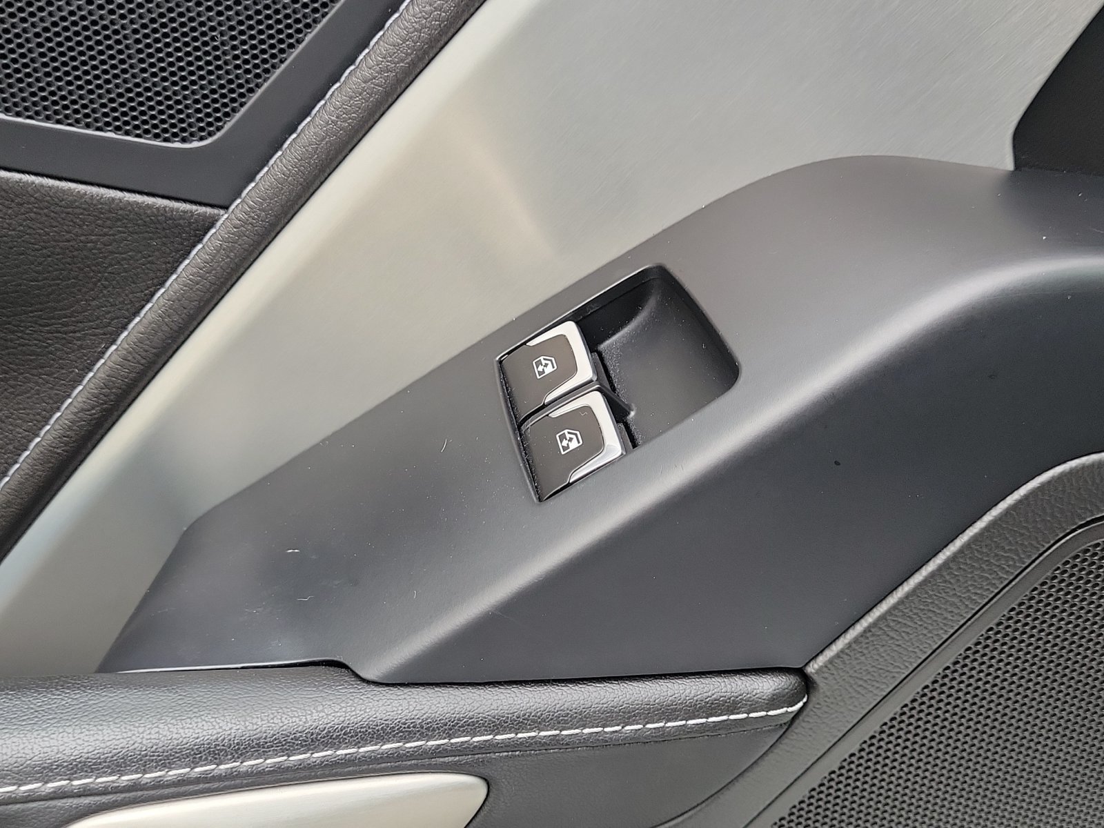 Used 2016 Chevrolet Corvette Stingray Coupe RWD image 18