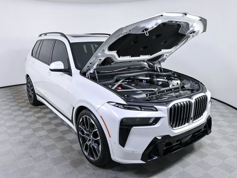 Used 2023 BMW X7 xDrive40i w/ Executive Package AWD/4WD image 35