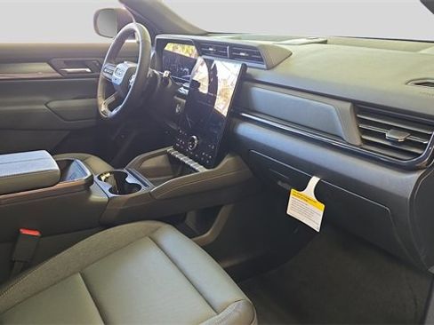 New 2026 GMC Terrain AT4 w/ Technology Package II image 16