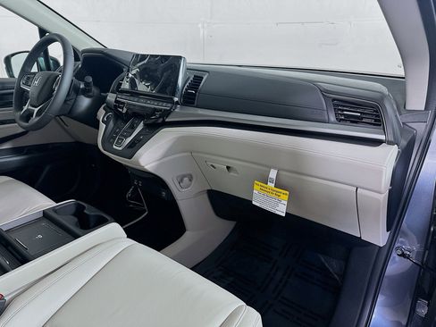 New 2026 Honda Odyssey EX-L image 28